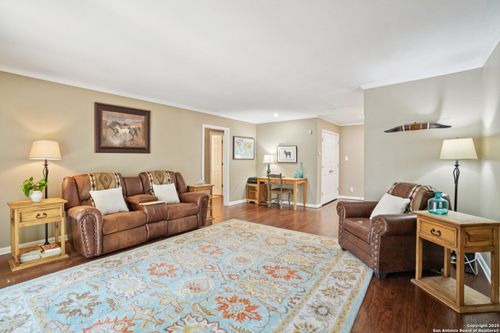 1204-100 Lorenz Rd, San Antonio, TX, 78209-2543 | Card Image