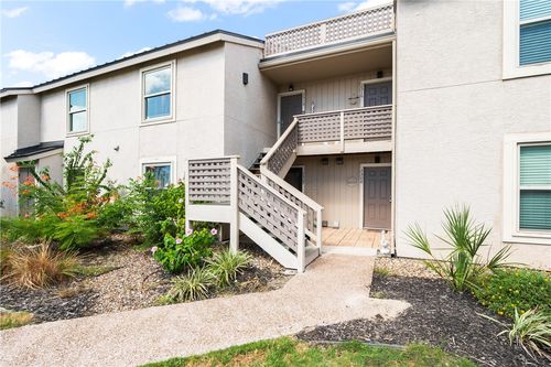 2515 Bayhouse Dr, Rockport, TX, 78382-3548 | Card Image