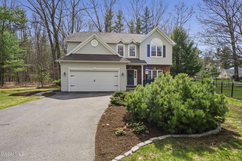 9 Arrowhead Park, Rexford, NY, 12148-1453 | Card Image
