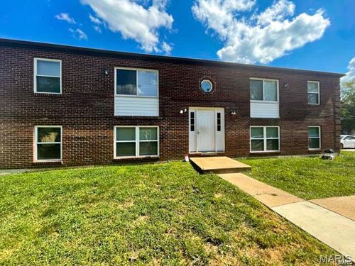 apt-b-313 Mount Everest Dr, Fenton, MO, 63026-6558 | Card Image