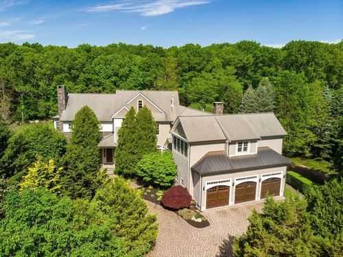 2 Stonegate Ln, Dover, MA, 02030 | Card Image