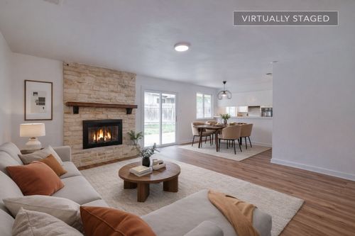 10214 Oak Hollow Dr, Austin, TX, 78758-5560 | Card Image