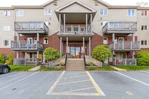106-67 Farnham Gate Rd, Halifax, NS, B3M4A6 | Card Image
