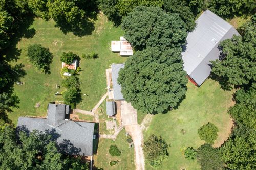19503 N Moonbeam Ln, Mount Vernon, IL, 62864-8939 | Card Image