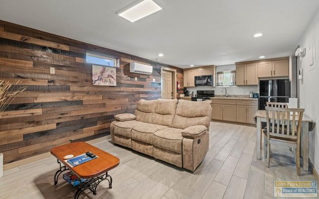 1109 Tarpon Ave, Home with 4 bedrooms, 5 bathrooms and null parking in Port Isabel TX | Image 43