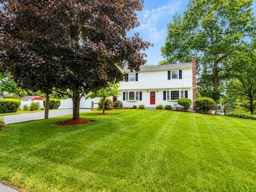 1 Valleyview Dr, Merrimack, NH, 03054-3102 | Card Image