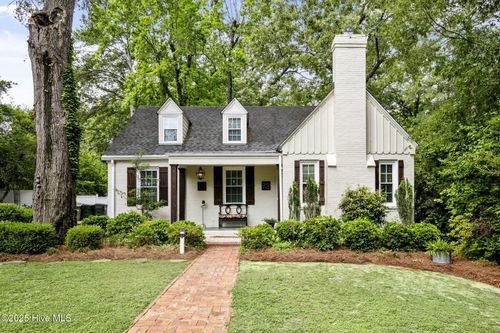 1305 Kenan St Nw, Wilson, NC, 27893-2305 | Card Image