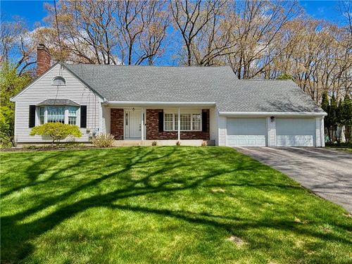 2 High Ridge Dr, Cumberland, RI, 02864-3908 | Card Image