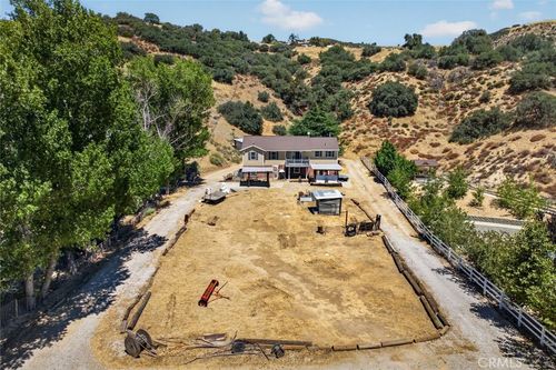 871 Lebec Rd, Lebec, CA, 93243-4092 | Card Image