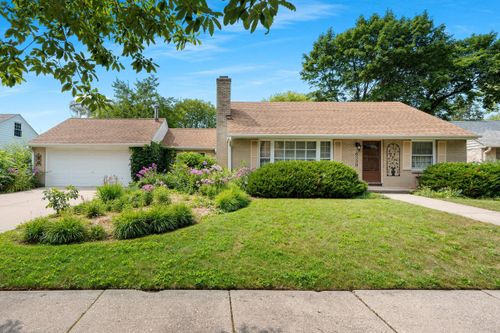 6339 N Bay Ridge Ave, Whitefish Bay, WI, 53217 | Card Image