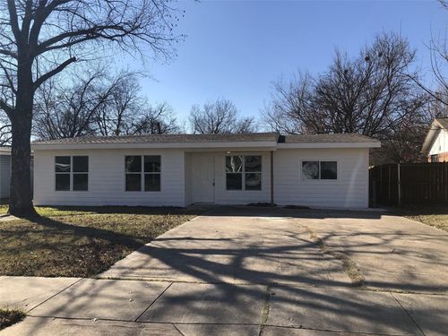 609 Grande Dr, Mesquite, TX, 75149-5128 | Card Image