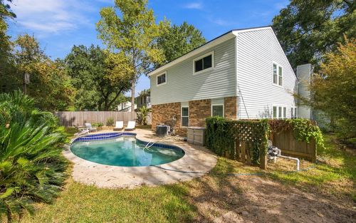 5331 Creek Shadows Dr, Kingwood, TX, 77339-1257 | Card Image