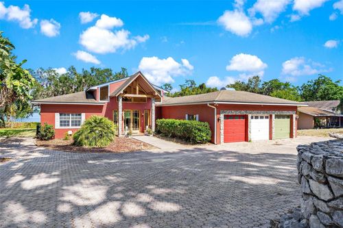 2400 N Griffin Dr, LEESBURG, FL, 34748-3139 | Card Image