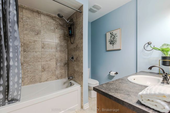 302 Song Sparrow St, House attached with 3 bedrooms, 3 bathrooms and 2 parking in Nepean ON | Image 29