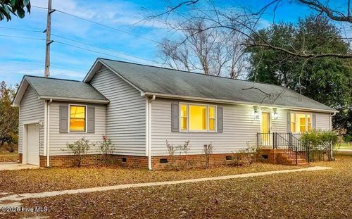 608 Hounds Tooth Ct, Winterville, NC, 28590-8577 | Card Image