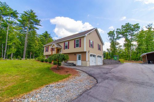 351 Ponemah Hill Rd, Milford, NH, 03055-3556 | Card Image