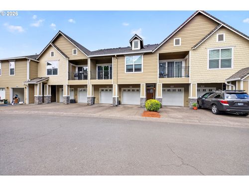 3555 Summerlinn Dr, West Linn, OR, 97068-5196 | Card Image