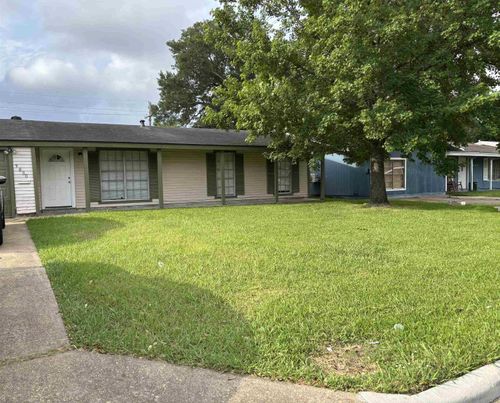 3850 Bristol Dr, Beaumont, TX, 77707-2415 | Card Image