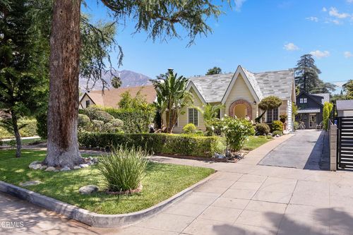 2122 Navarro Ave, Altadena, CA, 91001-5641 | Card Image