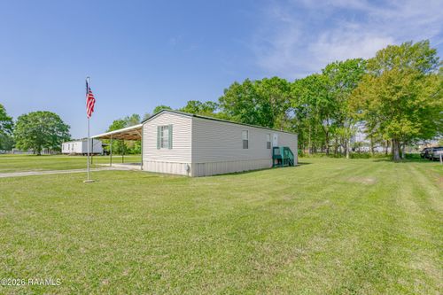 213 E Mill St, Kaplan, LA, 70548-5031 | Card Image