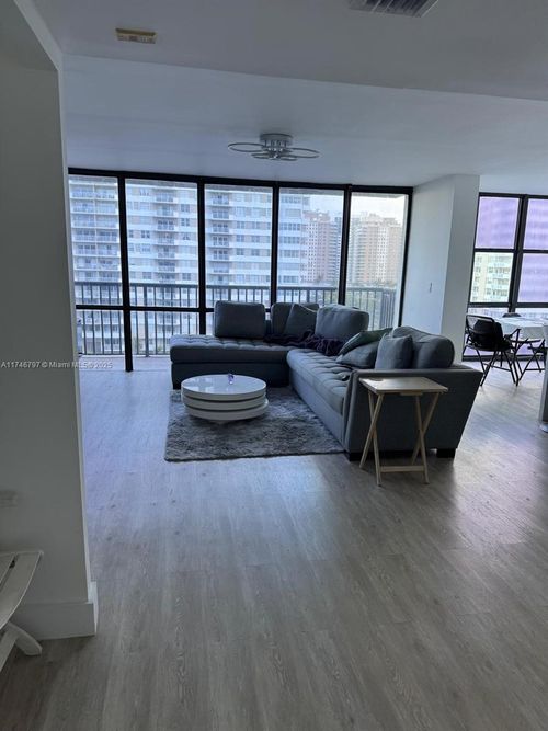 apt-908-2049 S Ocean Dr, Hallandale Beach, FL, 33009-6629 | Card Image