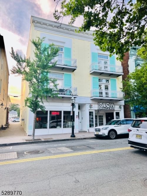 2-13 N Union Ave, Cranford, NJ, 07016-2118 | Card Image