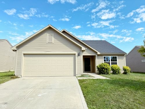 614 Cross Wind Dr, Greenwood, IN, 46143-6367 | Card Image