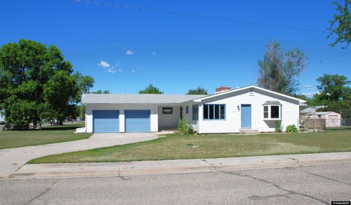 821 Obie Sue Ave, Worland, WY, 82401-3427 | Card Image
