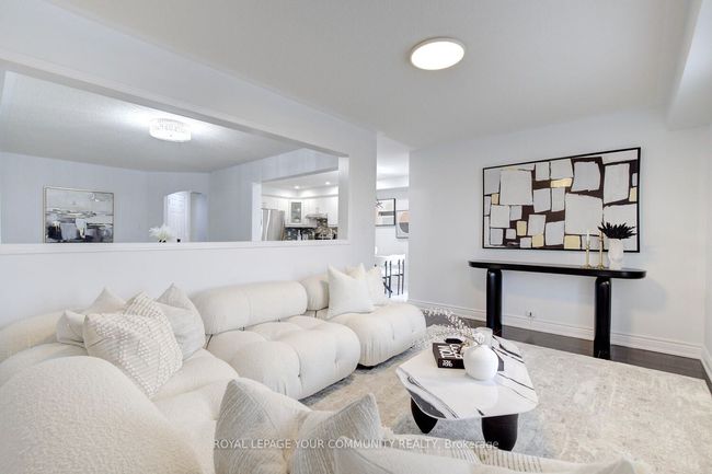 2 Bestview Cres, House other with 4 bedrooms, 4 bathrooms and 2 parking in Maple ON | Image 22