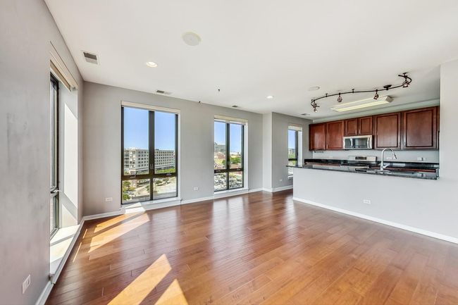 Living Room and Dining Area | Image 6