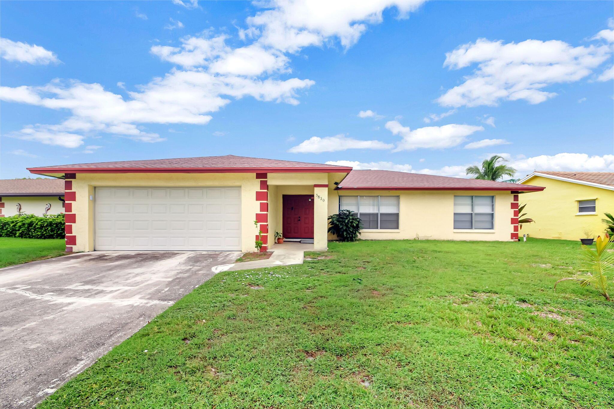 Heath Cir, West Palm Beach, FL 33407