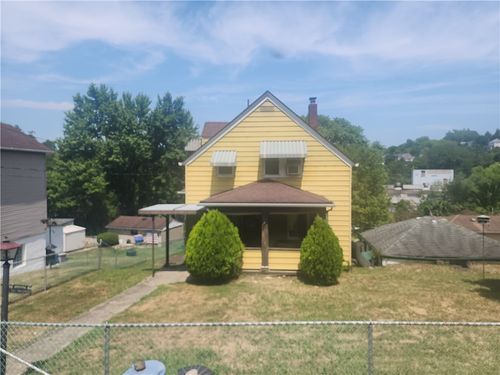2631 Cromwell St, Grapeville, PA, 15634-1106 | Card Image