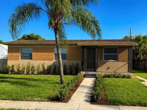 7720 Raleigh St, Hollywood, FL, 33024-2530 | Card Image
