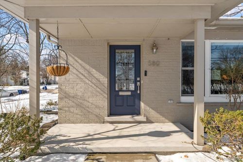 580 S Cranbrook Rd, Bloomfield Hills, MI, 48301-3419 | Card Image