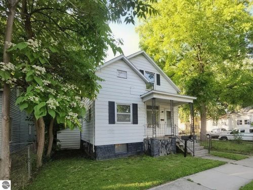 807 E North Union St, Bay City, MI, 48706-3776 | Card Image