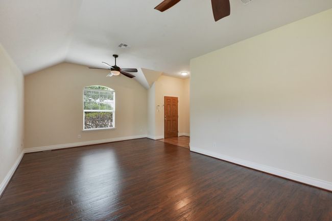 291 Cold Spg, House other with 4 bedrooms, 2 bathrooms and 4 parking in Buda TX | Image 4