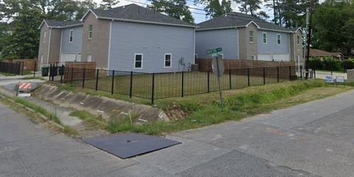 unit-b-8203 Oak Knoll Ln, Houston, TX, 77028-1548 | Card Image