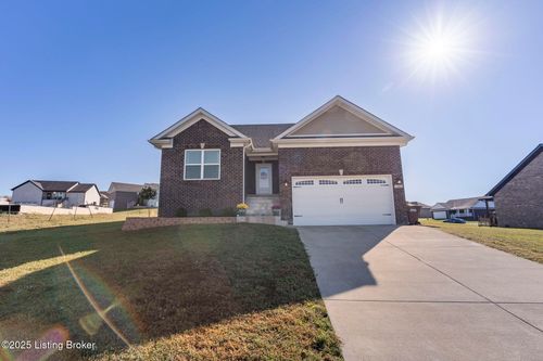 28 Nashville Ct, Taylorsville, KY, 40071-6110 | Card Image