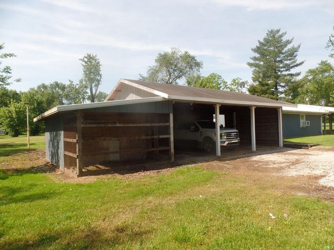 195 W Minella St, House other with 2 bedrooms, 1 bathrooms and null parking in Lyons IN | Image 14