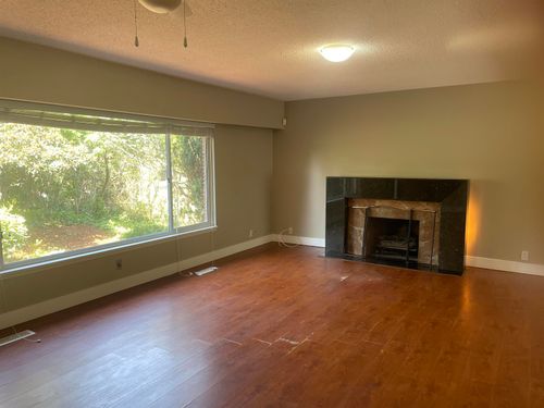 6748 Ash Street, Vancouver, BC, V6P3K4 | Card Image