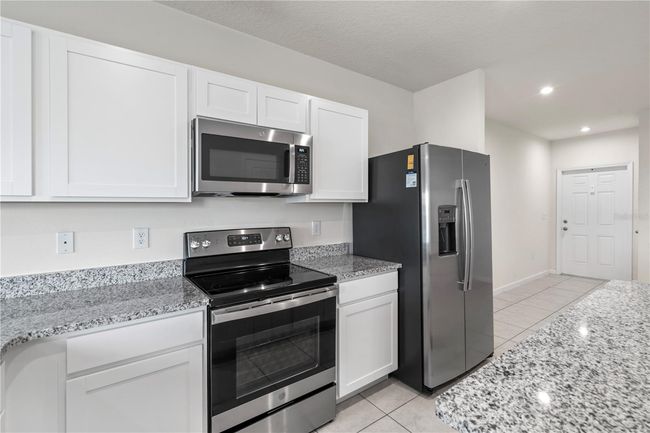 275 Blueberry Ln, Townhouse with 3 bedrooms, 2 bathrooms and null parking in DAVENPORT FL | Image 37