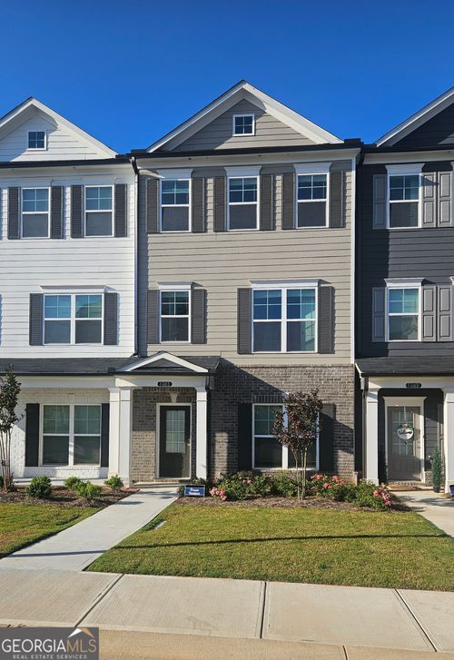 6 Gold Dr, Newnan, GA, 30265-2632 | Card Image