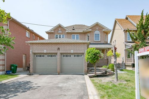 46 Creekwood Dr, Brampton, ON, L7A1J3 | Card Image