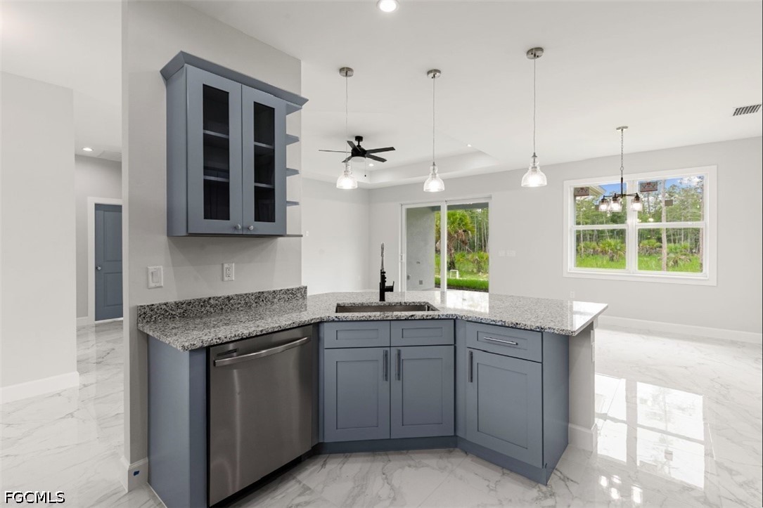 Residential Lease in Naples 4