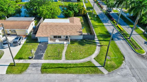 6801 Nw 25th Ct, Sunrise, FL, 33313-2050 | Card Image