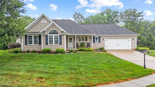 151 Quinn Cir, Millersburg, OH, 44654-8377 | Card Image