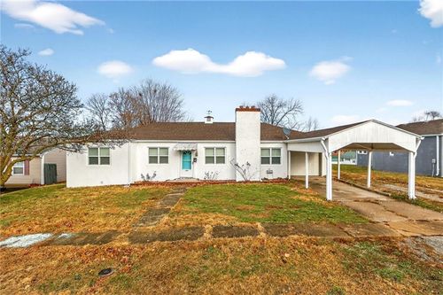 409 W Van Buren St, Gallatin, MO, 64640-1256 | Card Image