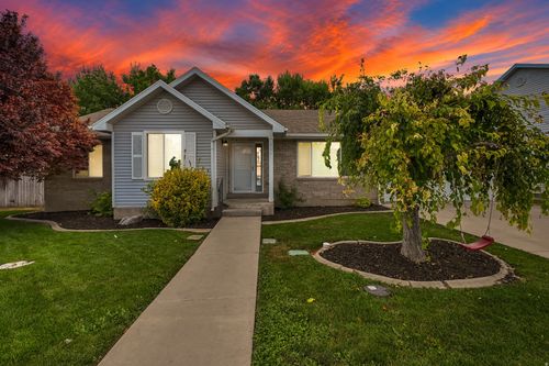 563 N 2430 W, Provo, UT, 84601-7278 | Card Image