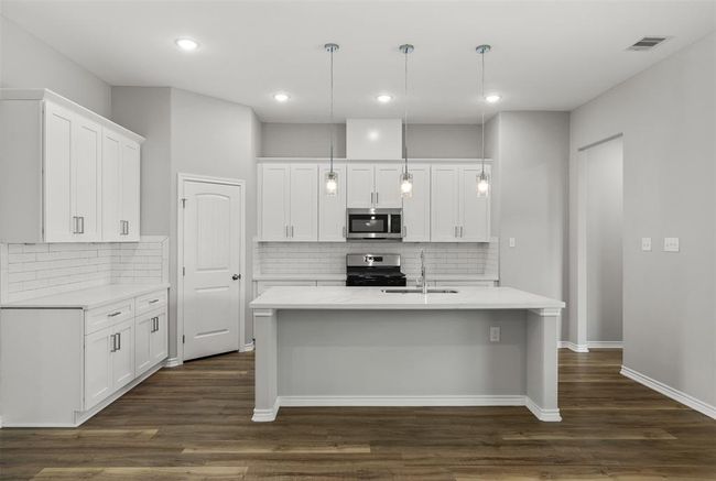 Similar Home - Island Kitchen | Image 5