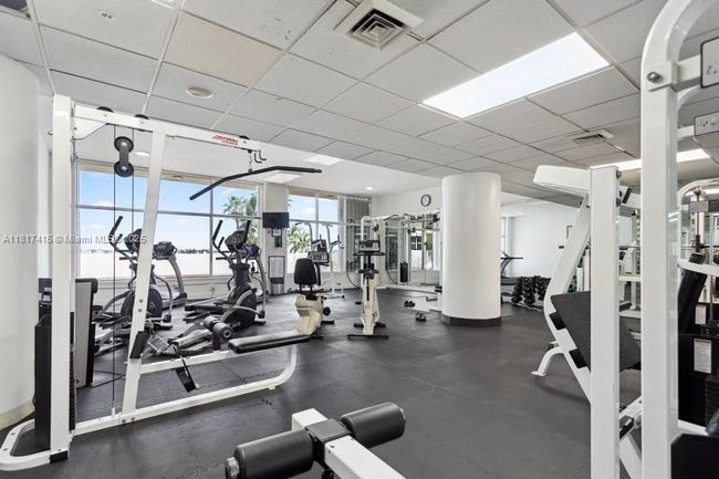 APT-5L - 10350 W Bay Harbor Dr, Condo with 1 bedrooms, 1 bathrooms and null parking in Bay Harbor Islands FL | Image 10